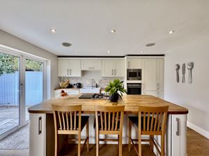 Photo 17- click for photo gallery